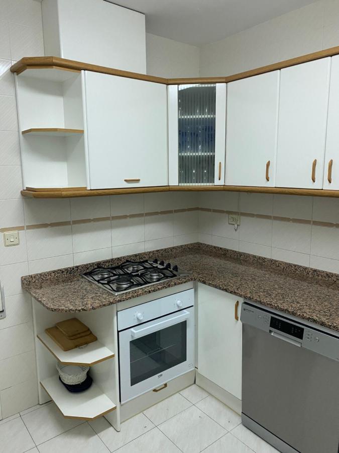 Appartement Andalucia - Sea View, Beach, Marina, Lift & Free Parking *